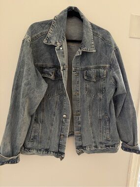 Classic Washed Denim Jacket - Light Blue